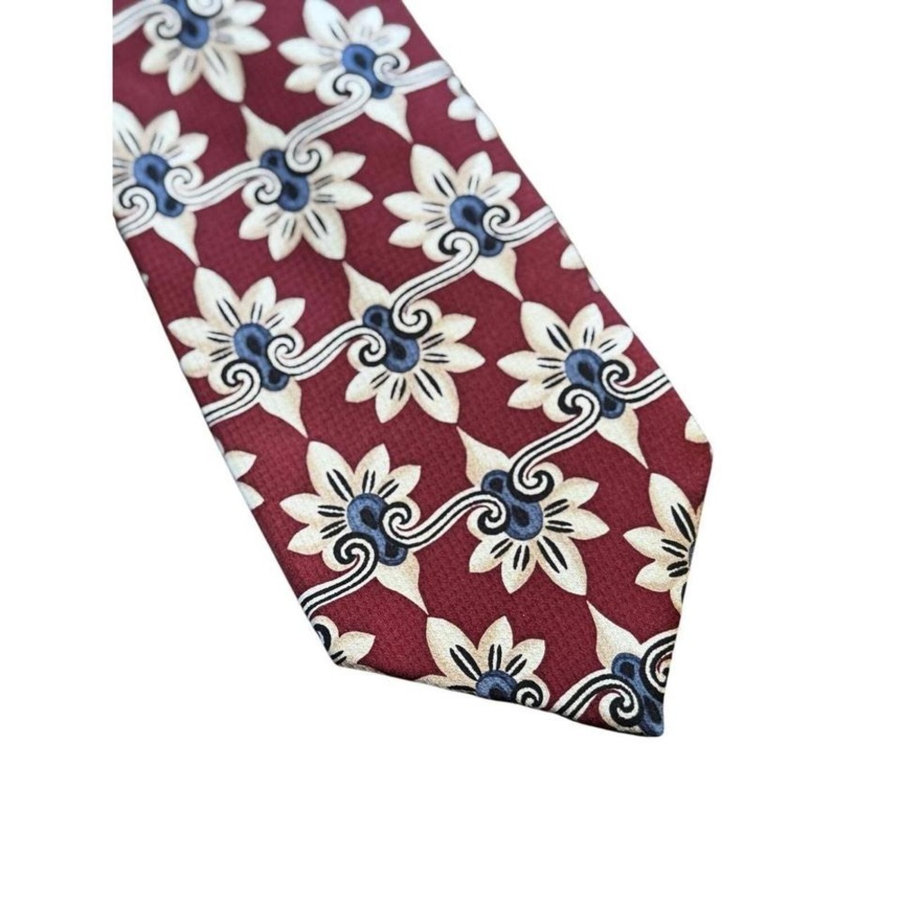Ferracci Mens Burgundy Floral Medallion‎ Silk Necktie Made in USA